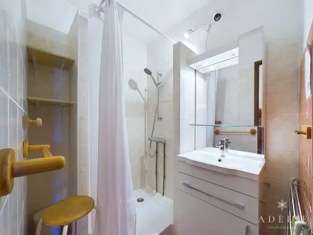 Studio cosy au pied des pistes, balcon exposé sud, centre-station, idéal pour 4 personnes - Photo 7
