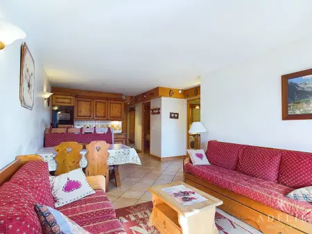 Appartement 3 pièces Sud avec balcon, parking et proche pistes et commerces - Photo 1