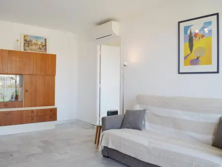 Charmant T2 à Antibes avec balcon, proche plage - Photo 6