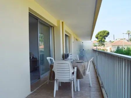 Charmant T2 à Antibes avec balcon, proche plage - Photo 16