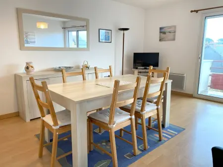 Spacieux appartement avec WIFI, 2 chambres, centre-ville de Perros-Guirec, proche plages - Photo 3