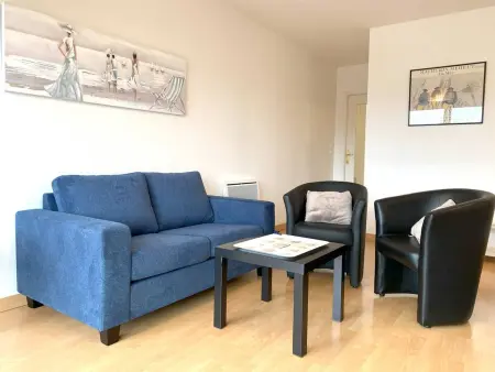 Spacieux appartement avec WIFI, 2 chambres, centre-ville de Perros-Guirec, proche plages - Photo 5