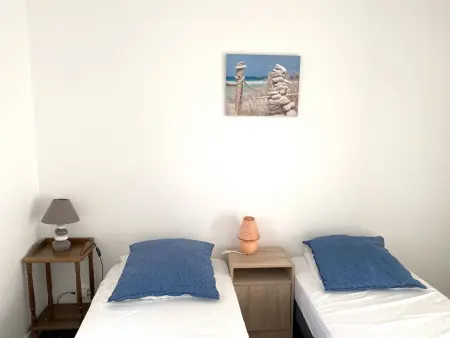 Spacieux appartement avec WIFI, 2 chambres, centre-ville de Perros-Guirec, proche plages - Photo 6