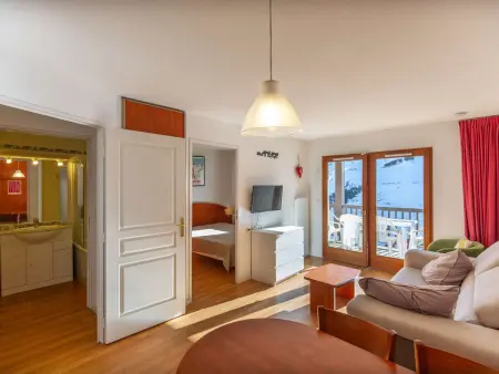 Appartement T2 pour 4 pers. avec terrasse, piscine couverte et salle de fitness, proche des pistes - Photo 1