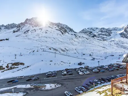 Appartement T2 pour 4 pers. avec terrasse, piscine couverte et salle de fitness, proche des pistes - Photo 9