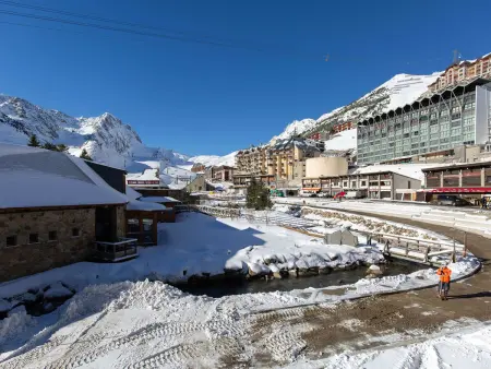 Coquet appartement 4 personnes, 2 chambres face aux pistes de La Mongie - Photo 9