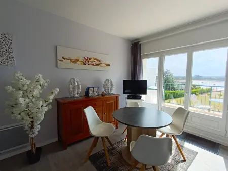 Appartement rénové avec terrasse à 200m des plages à Trégastel - Photo 1
