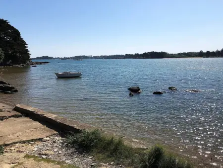 Appartement rénové avec terrasse à 200m des plages à Trégastel - Photo 10