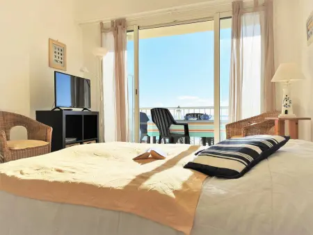 Appartement coquet 2 pièces avec terrasse au Lavandou, 4 couchages, vue exceptionnelle plage - Photo 6
