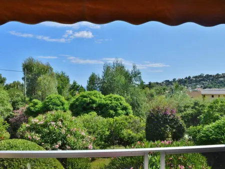 Appartement T2 avec Terrasse Sud, Climatisé, à Proximité Plage - Le Lavandou - Photo 1