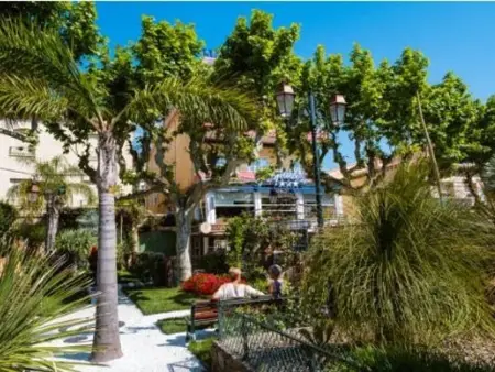 Appartement T2 avec Terrasse Sud, Climatisé, à Proximité Plage - Le Lavandou - Photo 15