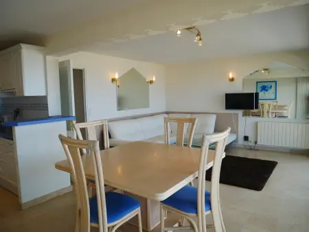 Quiberon: Appartement 3 pièces avec balcon et parking près du centre - Photo 5