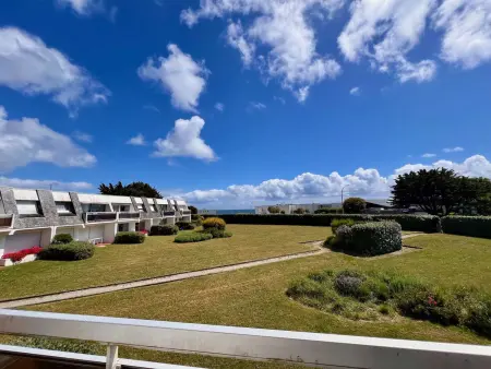 Charmant 2 pièces rénové à Quiberon avec balcon, parking et wifi, animaux admis - Photo 12