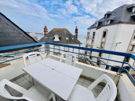 Quiberon : 2 pièces avec balcon, animaux acceptés, parking étroit - Photo 9