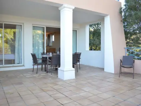 3 pièces avec terrasse, clim et parking à Grimaud - Photo 2
