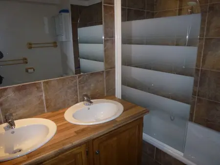 Charmant appartement 45m², 5 couchages, ski aux pieds, secteur chalets, Isola 2000 - Photo 5