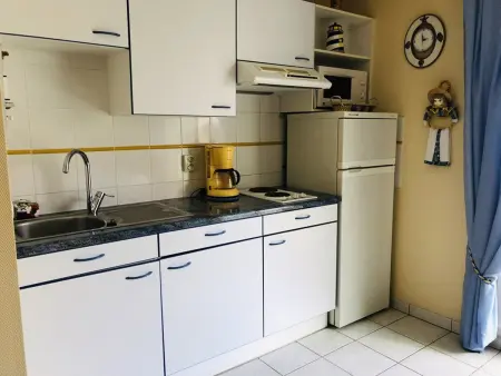 Appartement T2 à Arcachon à 400m de la plage avec balcon et parking privé - Photo 4