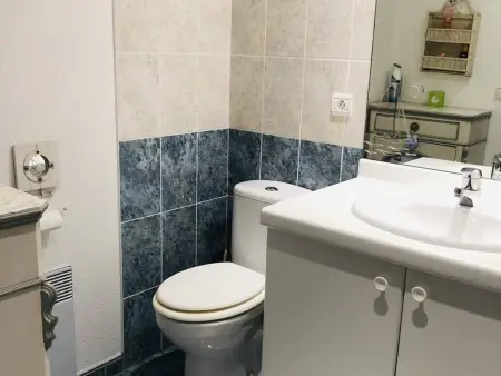Appartement T2 à Arcachon à 400m de la plage avec balcon et parking privé - Photo 8