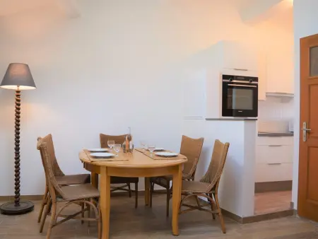 Charmant 2P rénové, cœur médiéval, 4 couchages - Bormes-les-Mimosas - Photo 3