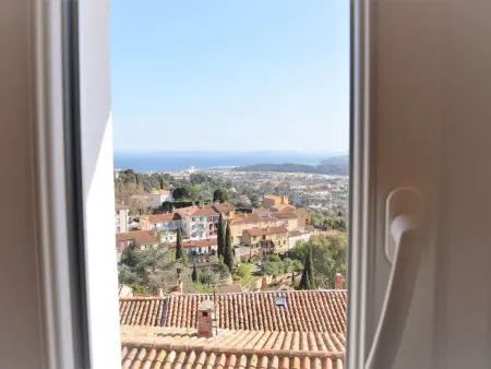 Charmant 2P rénové, cœur médiéval, 4 couchages - Bormes-les-Mimosas - Photo 5