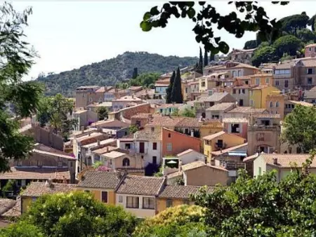Charmant 2P rénové, cœur médiéval, 4 couchages - Bormes-les-Mimosas - Photo 11