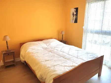 Appartement avec 2 chambres, balcon et superbe vue mer à quelques pas de la plage de Tresmeur - Photo 4