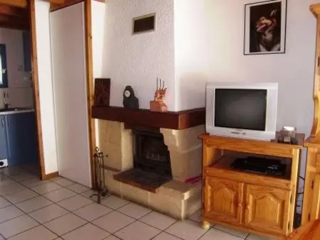 Appartement T3 chaleureux, 7 pers, cheminée, animaux admis, WiFi, proche commerces - Photo 2