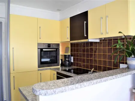 Bel Appartement avec Terrasse, Parking Privé et Vue sur Mer à Perros-Guirec - Photo 9