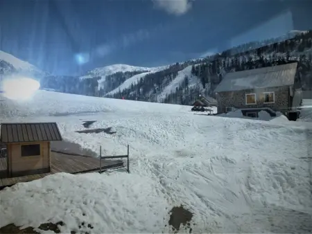 Bel appartement confortable au pied des pistes avec internet - Photo 8