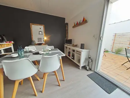 Studio rénové à 2 pas de la plage avec terrasse privée, parking et ménage inclus - Noirmoutier - Photo 4