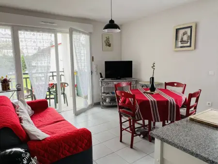 Appartement T2 central avec terrasse, Cambo-les-Bains - Photo 2
