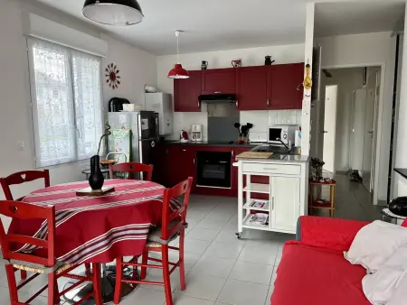 Appartement T2 central avec terrasse, Cambo-les-Bains - Photo 3