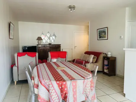T2 à Cambo-les-Bains avec Accès Internet et Parking - Photo 3