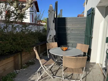 T1 bis avec Terrasse, Parking, WiFi et Animaux admis à Cambo-les-Bains - Photo 9