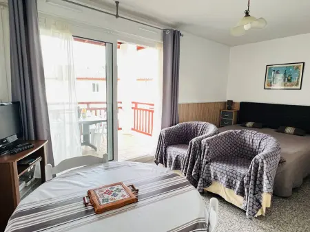 T1 avec balcon à Cambo-les-Bains, parking inclus, 2 couchages - Photo 2