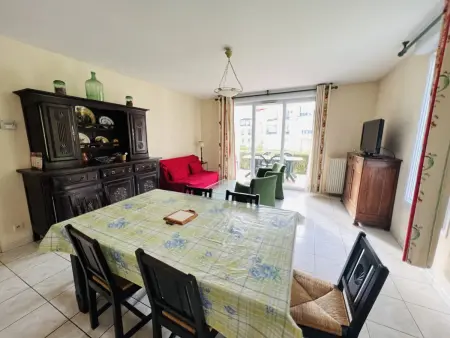 CAMBO: Appartement T3 4 couchages avec terrasse, Appartement 4 personnes à Cambo les Bains - Photo 2