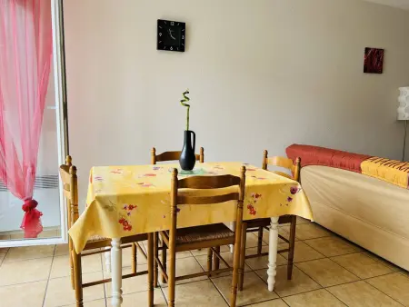 Appartement F2 avec piscine et parking à Cambo-les-Bains - Photo 3