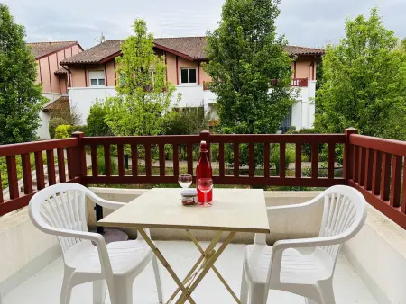 Appartement F2 avec piscine et parking à Cambo-les-Bains - Photo 9
