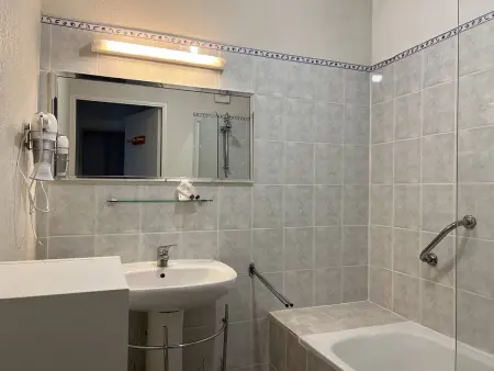 T2 bis lumineux avec terrasse, Cambo-les-Bains, Appartement 2 personnes à Cambo les Bains - Photo 9