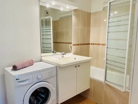 Cambo : T2 Confortable avec Wifi et Parking, Appartement 2 personnes à Cambo les Bains - Photo 9