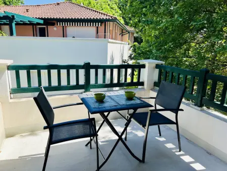 Cambo : T2 Confortable avec Wifi et Parking, Appartement 2 personnes à Cambo les Bains - Photo 11