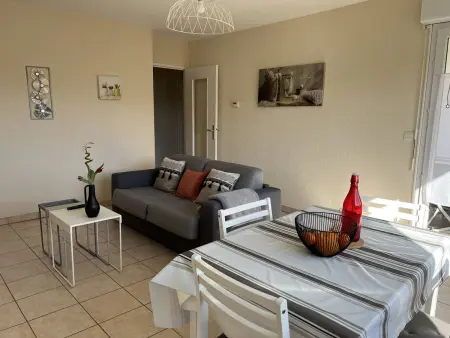 Appartement T2 RDC avec terrasse, parking, et WIFI à Cambo-les-Bains - Photo 5