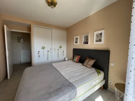 Appartement T2 RDC avec terrasse, parking, et WIFI à Cambo-les-Bains - Photo 10