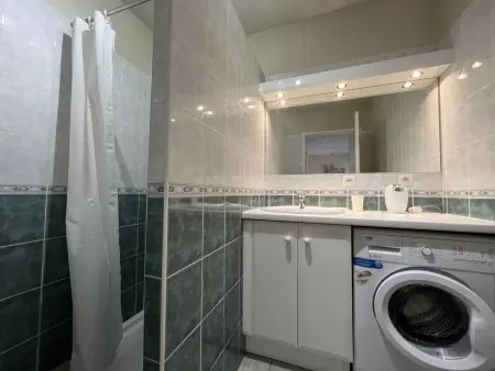 Appartement T2 RDC avec terrasse, parking, et WIFI à Cambo-les-Bains - Photo 11