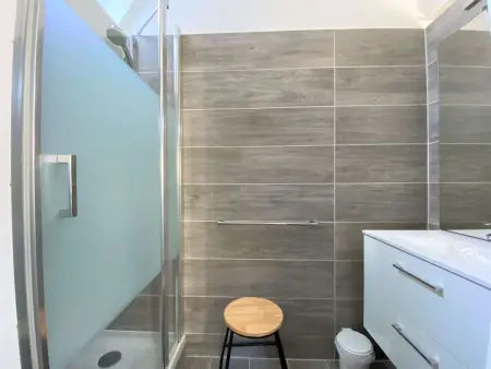 Appartement rénové au Château de Trestraou avec parking, proche plage et commerces - Photo 7