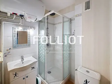Charmant Studio Cabine 4 Pers, Balcons, Parking Privé, à 300m de la Plage de Merville-Franceville - Photo 3