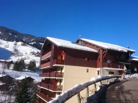 Charmant appartement à Arêches-Beaufort avec terrasse, piscine et parking, idéal pour 4 personnes - Photo 11