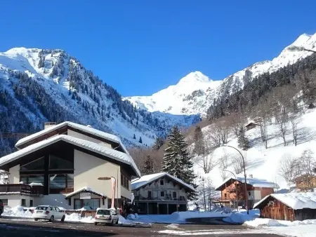 Appartement 5 pers. 2 étoiles au pied des pistes, Arêches-Beaufort, 36m², parking, proche randonnée - Photo 14