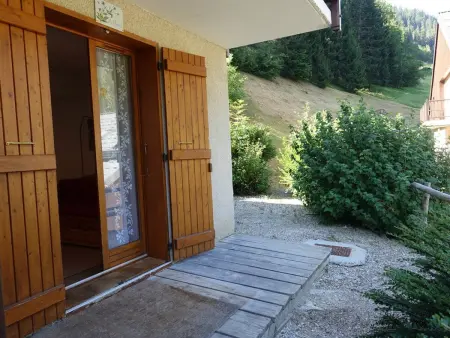 T3 cosy avec cheminée, pour 4-5 pers., skis aux pieds, terrasse sud/ouest, calme à Arêches-Beaufort - Photo 7