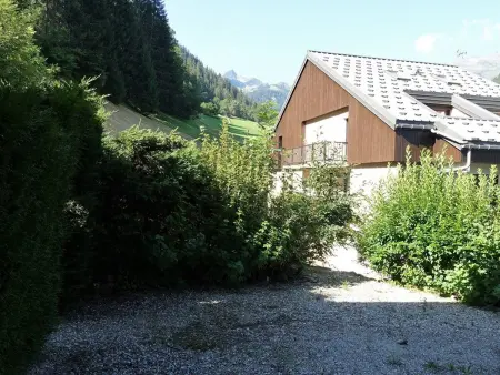 T3 cosy avec cheminée, pour 4-5 pers., skis aux pieds, terrasse sud/ouest, calme à Arêches-Beaufort - Photo 13